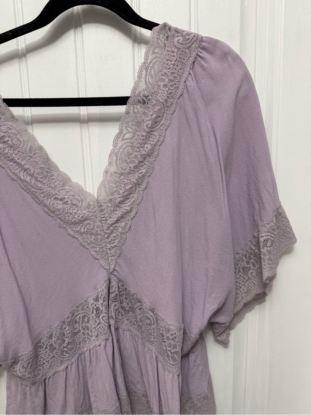 Forever 21+ Lavender Purple Button Up Lace Vneck Crop Top Size 2X (5-7) - Picture 8 of 12